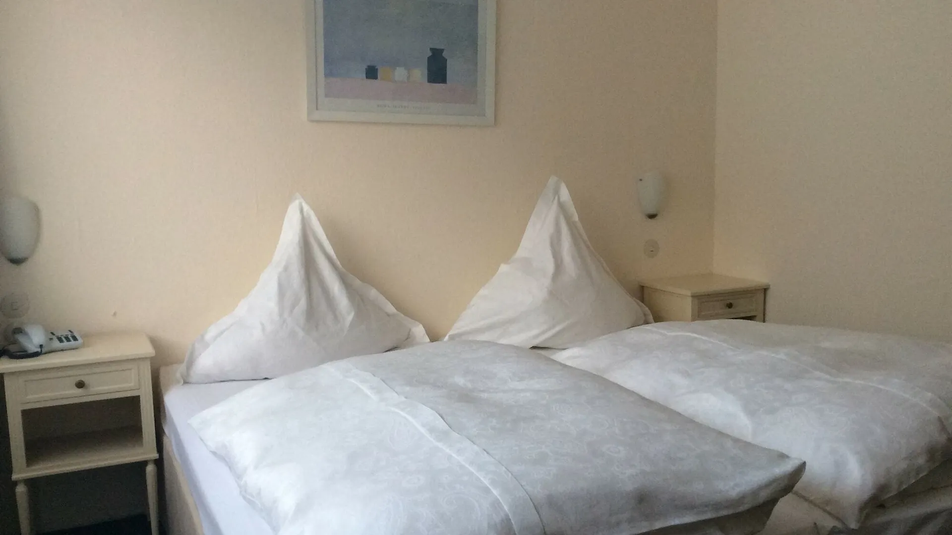 Schloss Hotel Gbr 뒤셀도르프